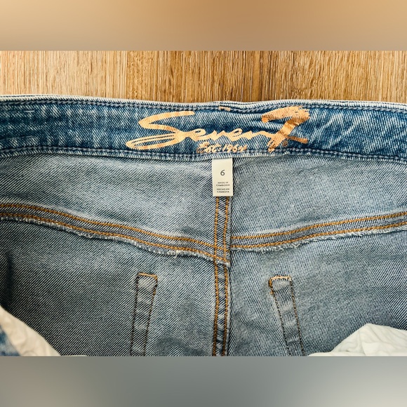 Seven7 Straight Ankle Jeans - Picture 4 of 5